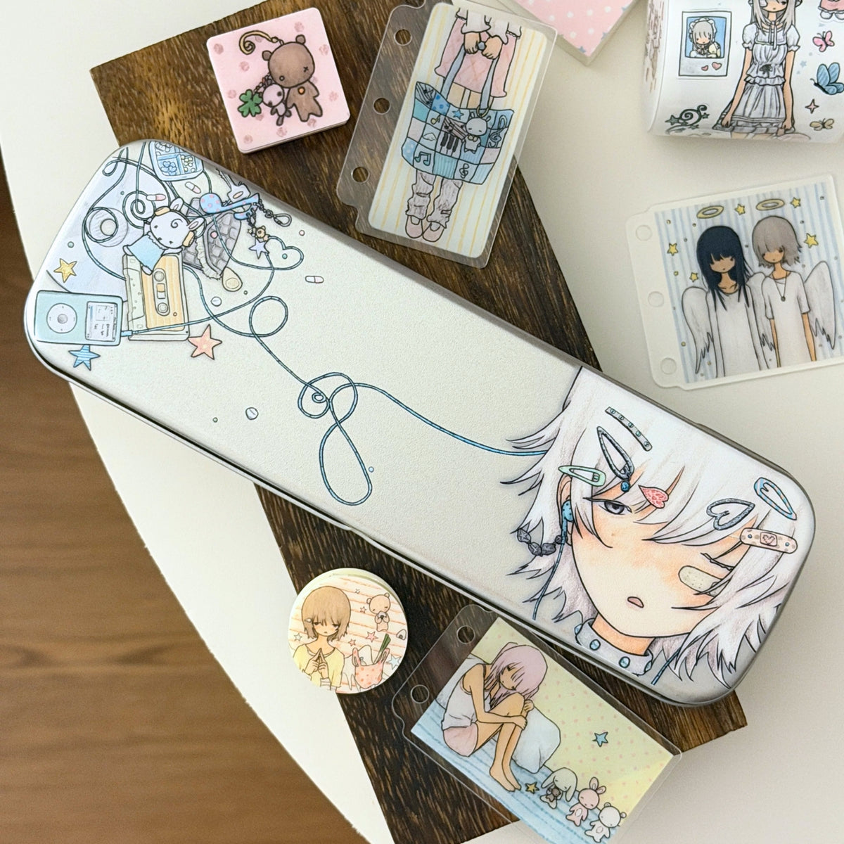 RIASE A MOON - TANGLED HEADPHONE PENCIL CASE