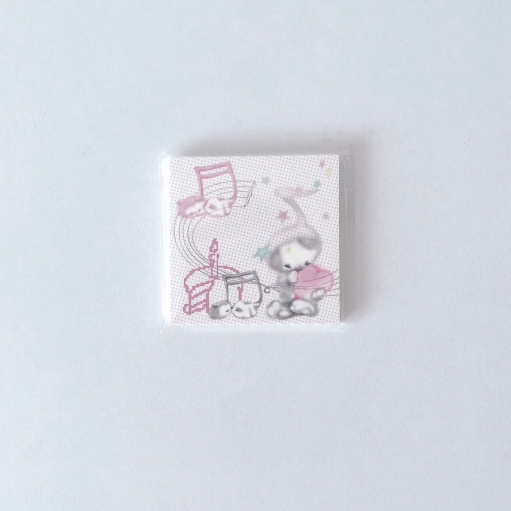 LIZI LIN - LOVE DREAMING LOVE MEMOPAD