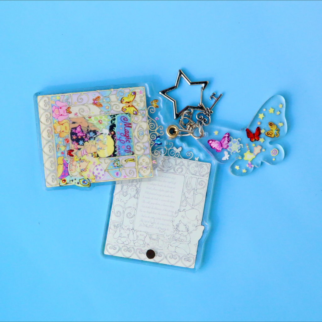 OLIWA - MAGIC OF LOVE KEYCHAIN