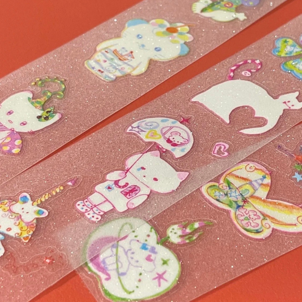PLASTIC PECO - MAGIC LITTLE CREATURES STICKER ROLL
