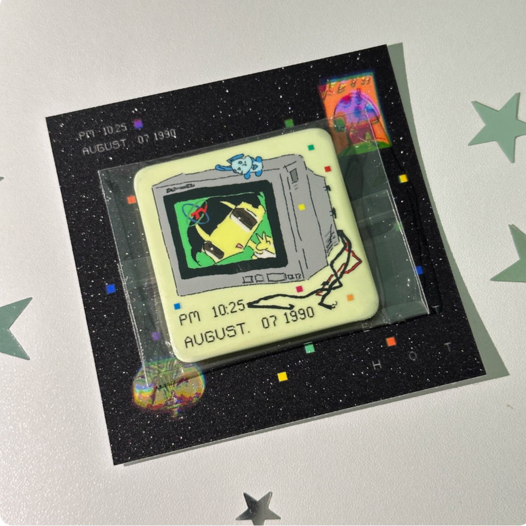 7.45 X EAT HOT - BOBA TRIP KEYCHAIN / CLIP / BADGE