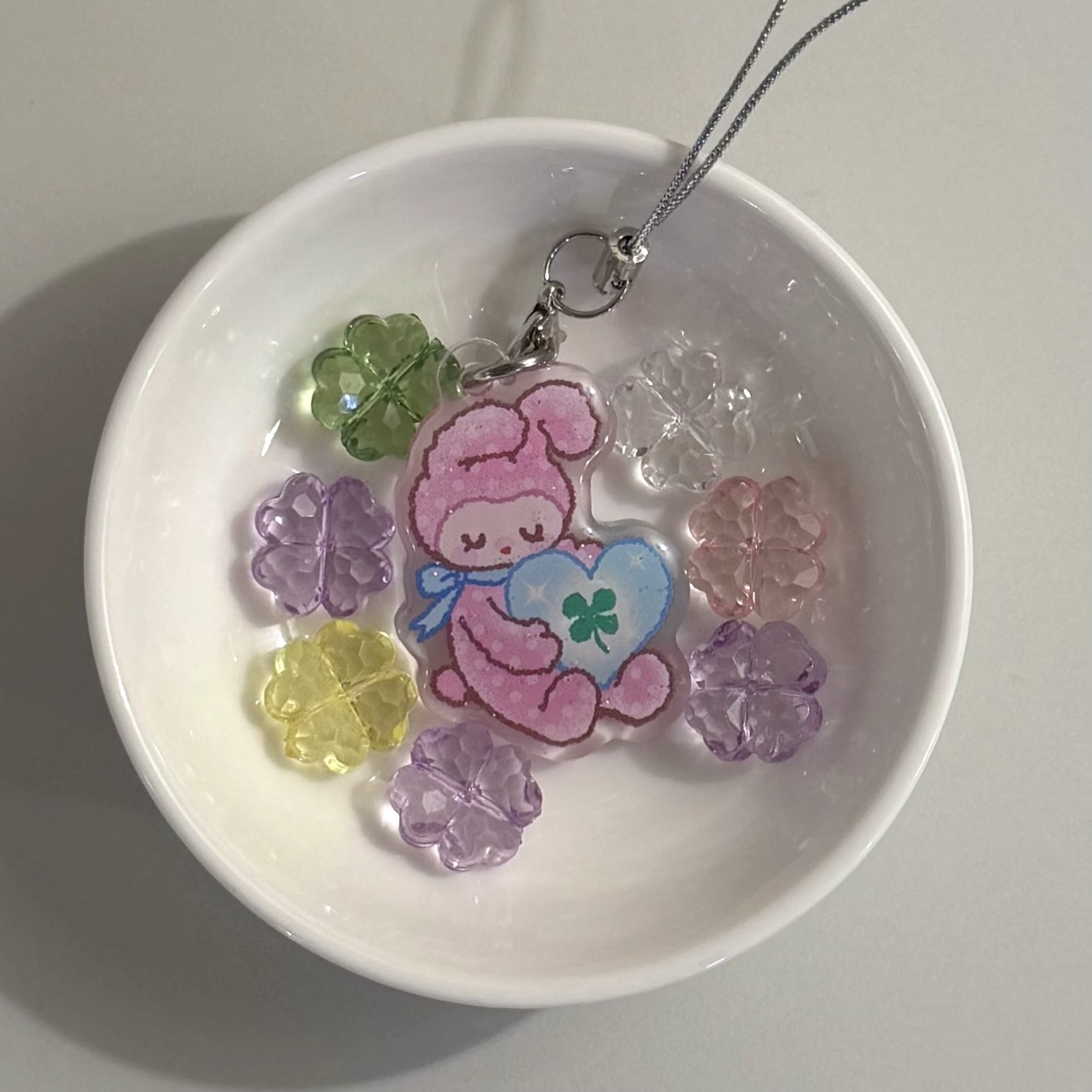 NIO BIUM X ONIONION - LUCKY CLOVER CHARMS