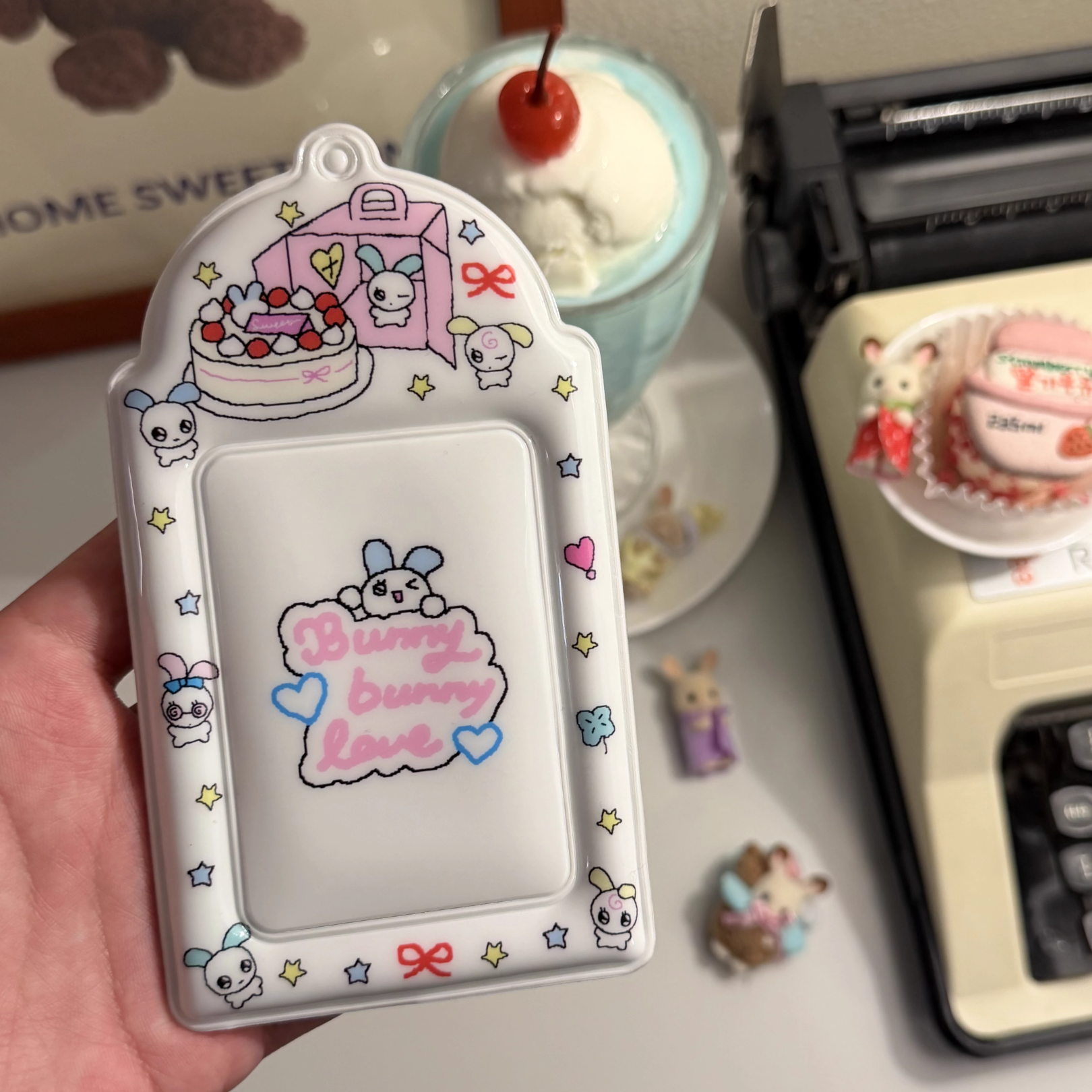 CREAMHONEY X ONIONION - BUNNY BUNNY LOVE PC HOLDER