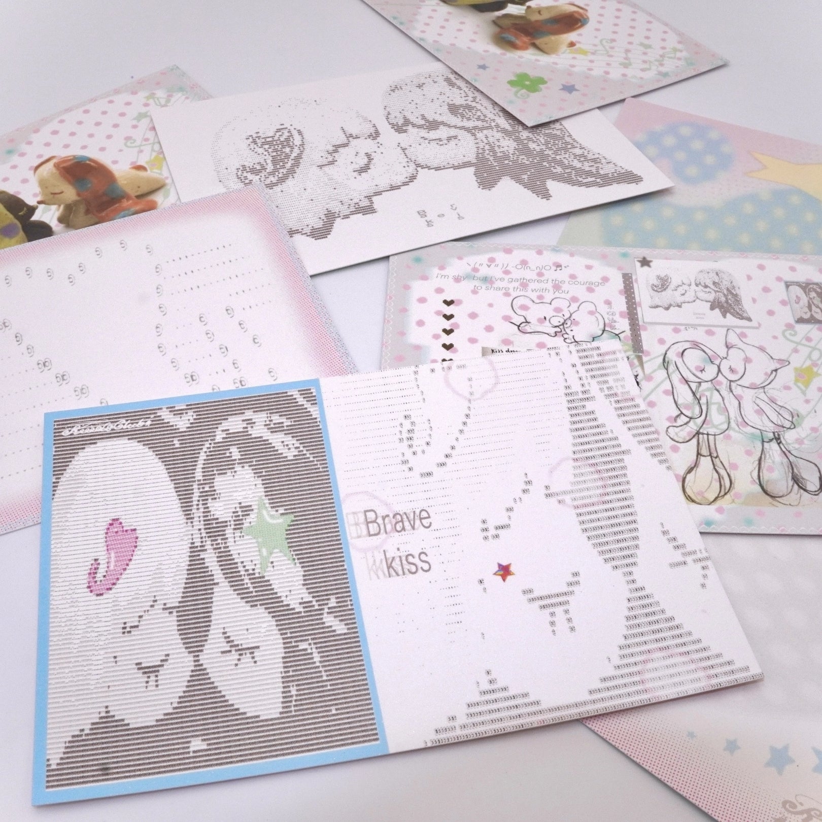 KIIIDSCLUB - BRAVE KISS POST CARD SET