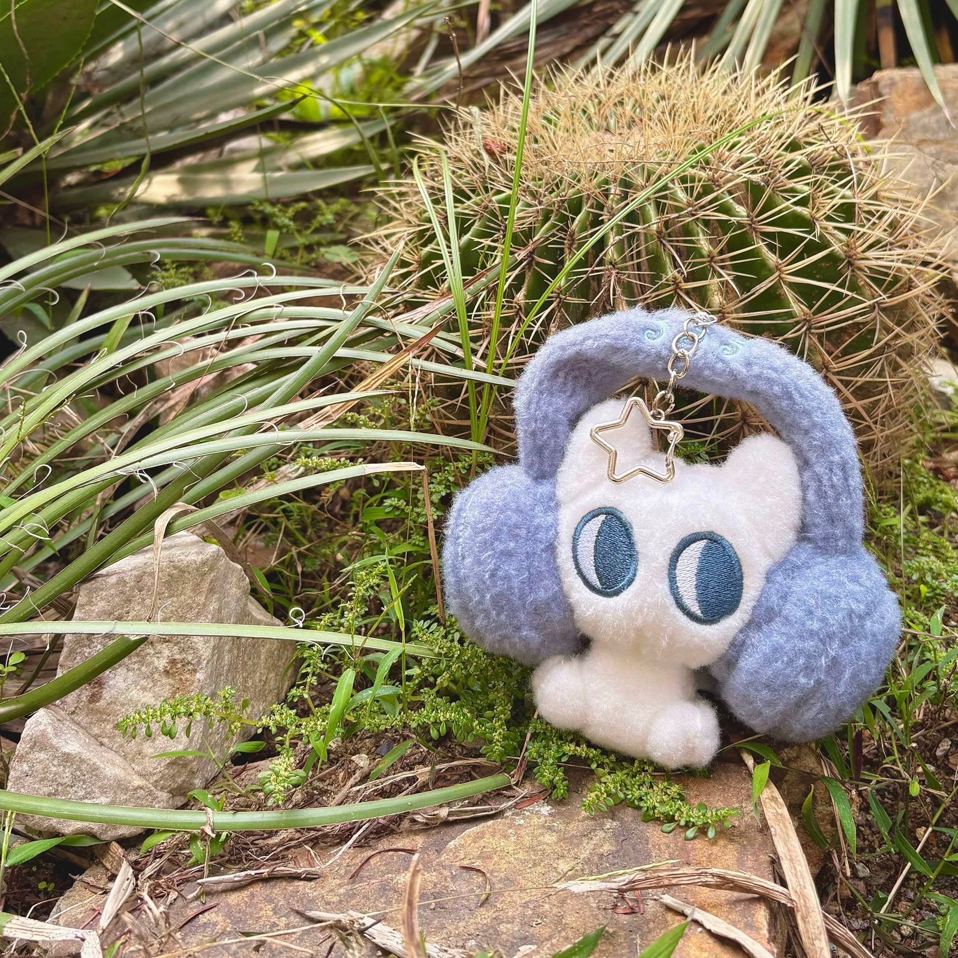 Congming - Headphone Cat Doll